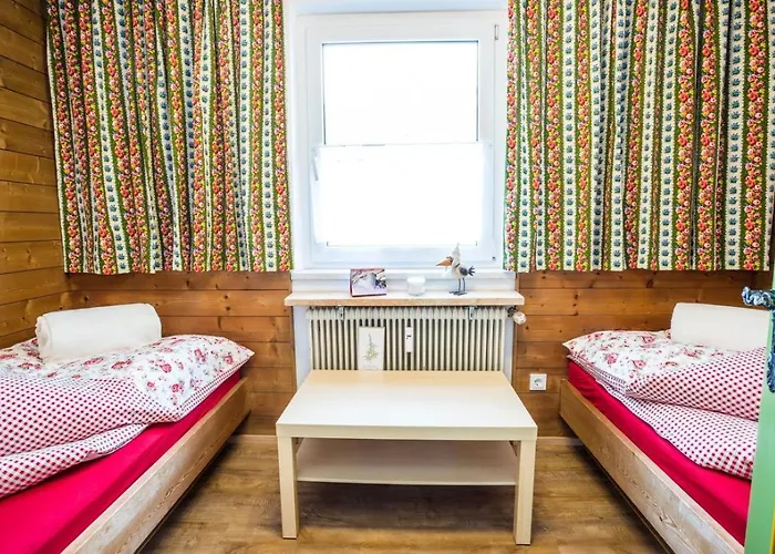 Amalie By Monicare Apartment *